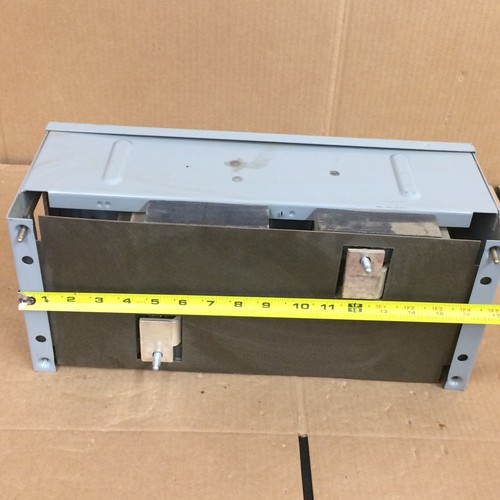 SIEMENS ITE V7E2204LR VACU-BREAK PANEL, 200AMP 2POLE 250VAC W/ FUSES - Picture 7 of 21