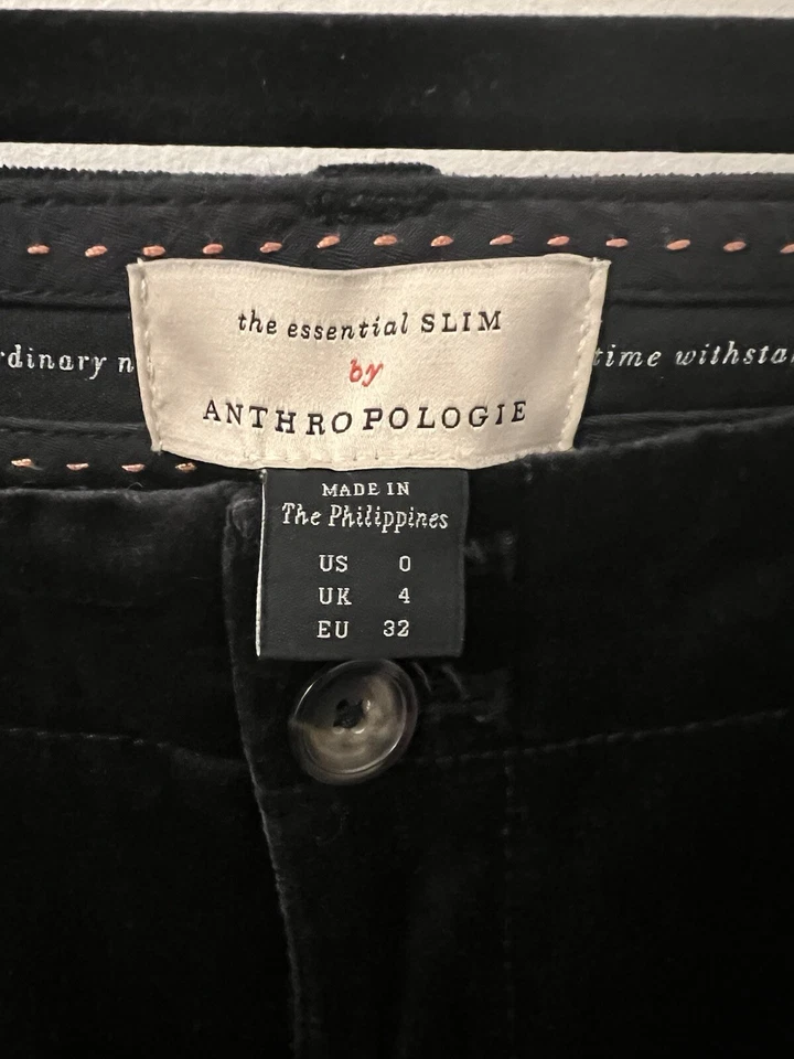 Pantalones Anthropologie Essential Slim Terciopelo Talla 0 Usados en Excelente Condición Negros