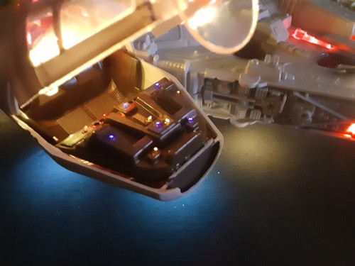 Hasbro Millennium Falcon 2004/Customized With Color Changing LED Lighting - Picture 12 of 24