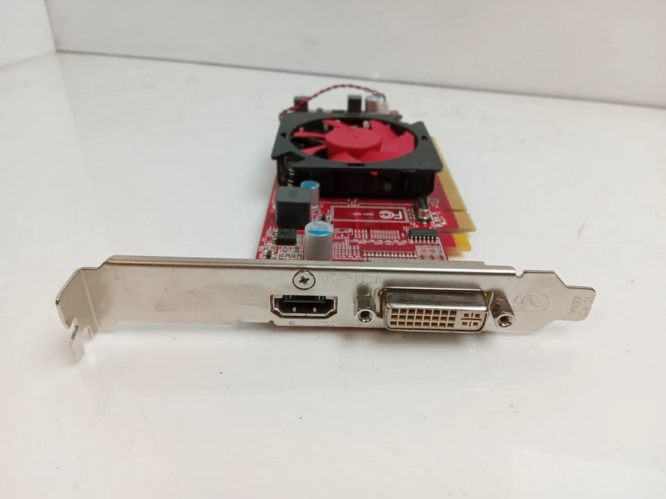 HP AMD Radeon HD8740 1GB DDR3 PCIe Video Graphics Card 742769-001 - Image 2 of 4