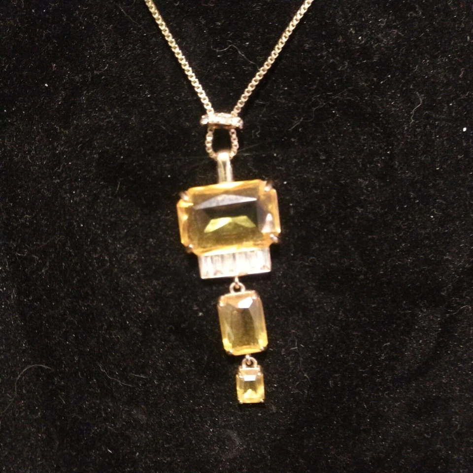 Colar vintage de strass amarelo Ann Taylor - Imagem 4 de 4