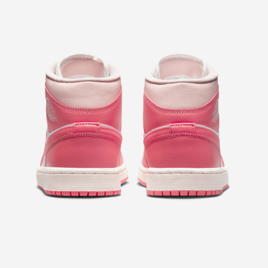 シューズ(女性用) Nike WMNS Air Jordan 1 Mid \"Strawberries ☆ナイキ☆ WMNS AIR JORDAN 1 Mid Strawberries And Cream