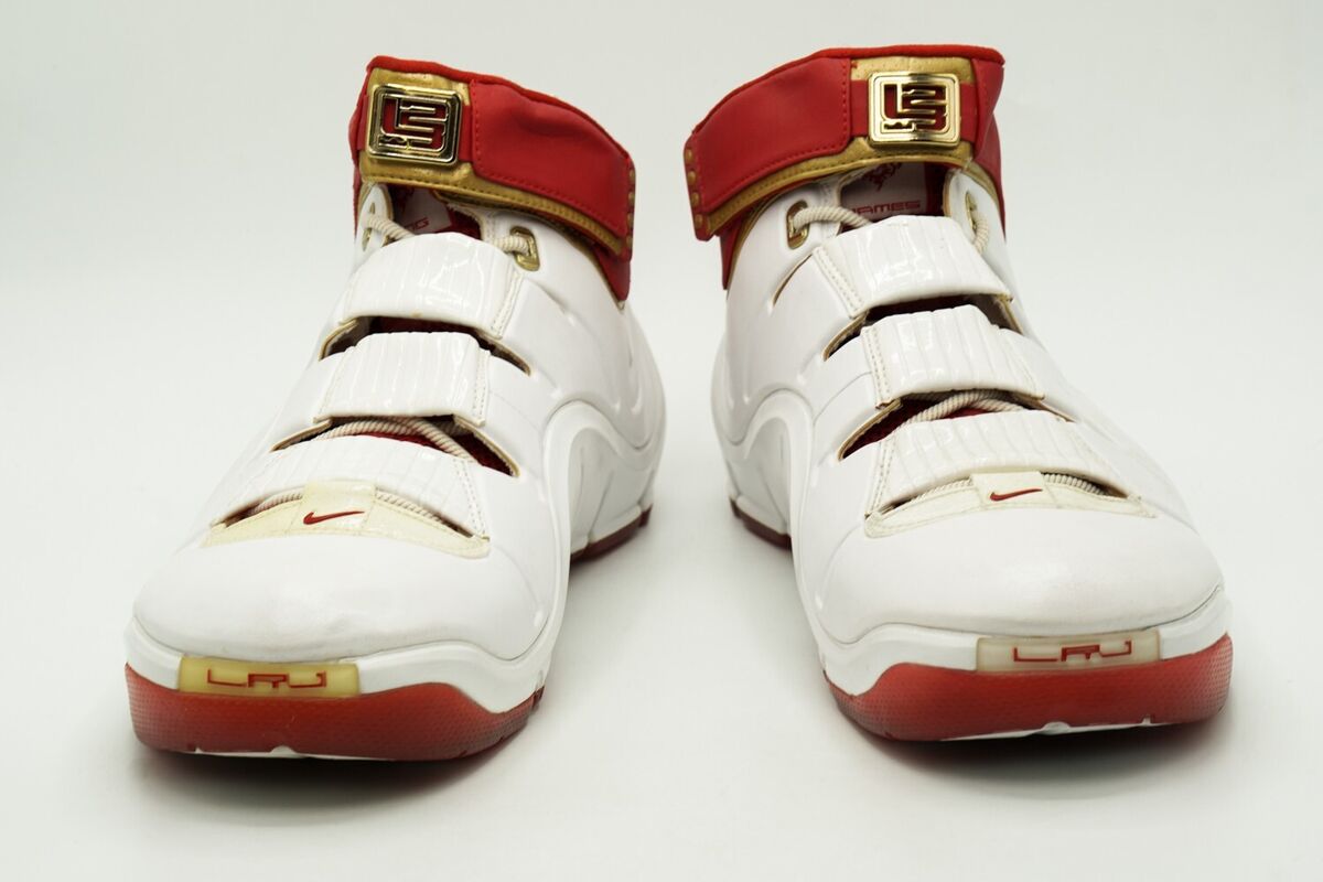 NIKE ZOOM LEBRON 4 IV NEW SIZE 13 CAVS HOME PLAYOFF PROMO NIKE ZOOM LEBRON 4 IV NEW SIZE 13 CAVS HOME PLAYOFF PROMO