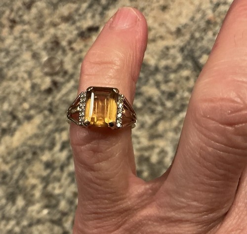 Anello vintage squisito topazio giallo oro 10 kt con accenti di diamanti - misura 4,5