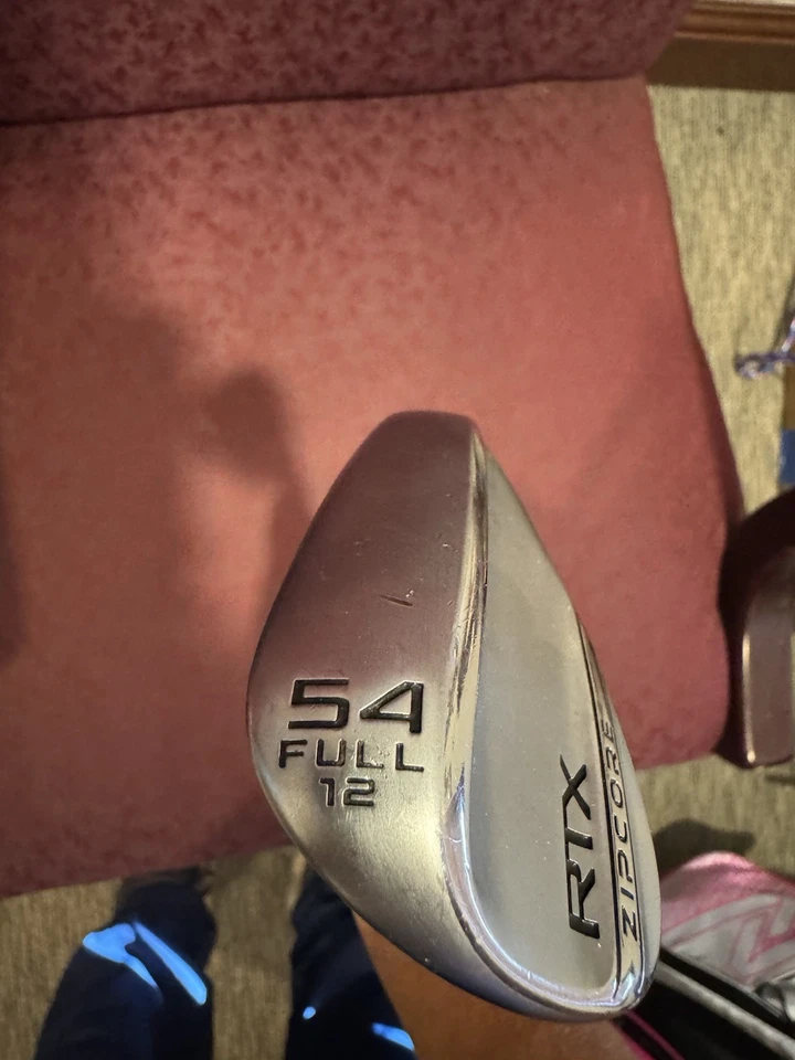 Cleveland Rtx 6 Zipcore Wedge 54°-12 Dynamic Gold TourIssue Excelente Estado Foto 3 de 4