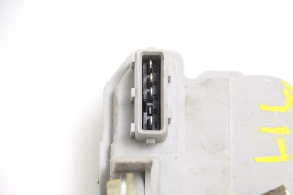 Cerradura puerta trasera izquierda lada kalina 1 berlina 1117 10-2011 Foto 4 de 4