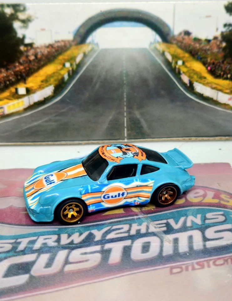 Hot Wheels Porsche **Custom Gulf Oil W/ Spectraflame And Real Riders** - Image 2 of 3