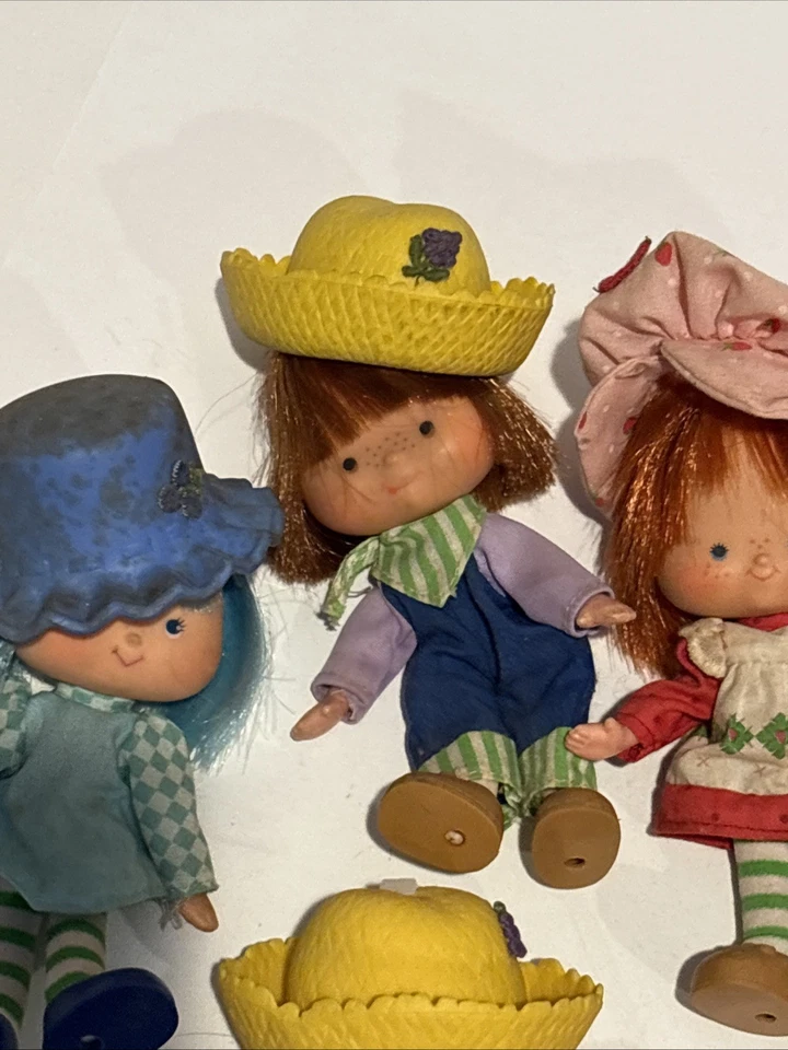 Lot of 5 Vintage American Greetings 1979 1984 Strawberry Shortcake Doll Rare - Image 3 of 4