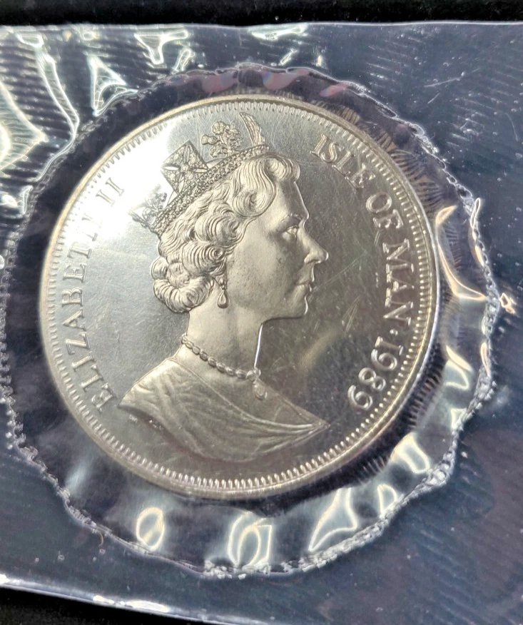 Elizabeth II Isle of Man 1989 1 Crown Persian Cat Coin Get Yours Here Today! - Image 4 of 4