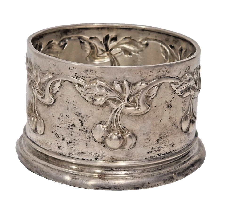 Silver .800 Wine Bottle Coaster / Stand, Germany, late 19 century. Foto 2 de 4