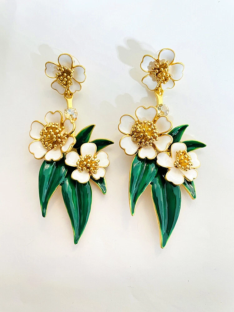 Oscar de la renta flower cheap earrings