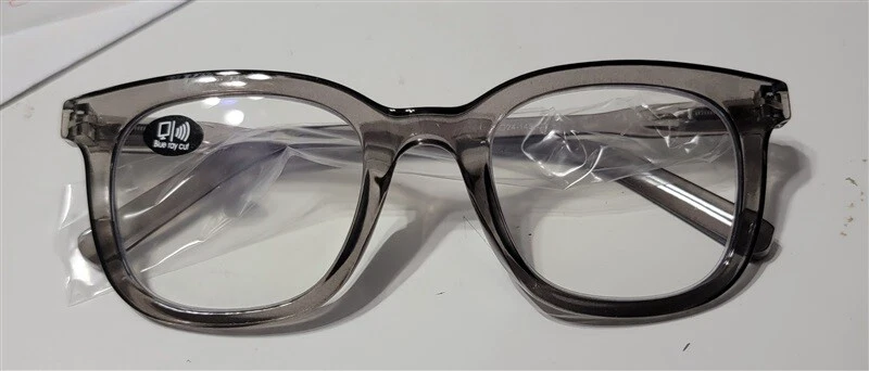 EyeKepper 烟灰色 1.5 厚框架书呆子防蓝光阅读眼镜 113231 — 第 3/3 张图片