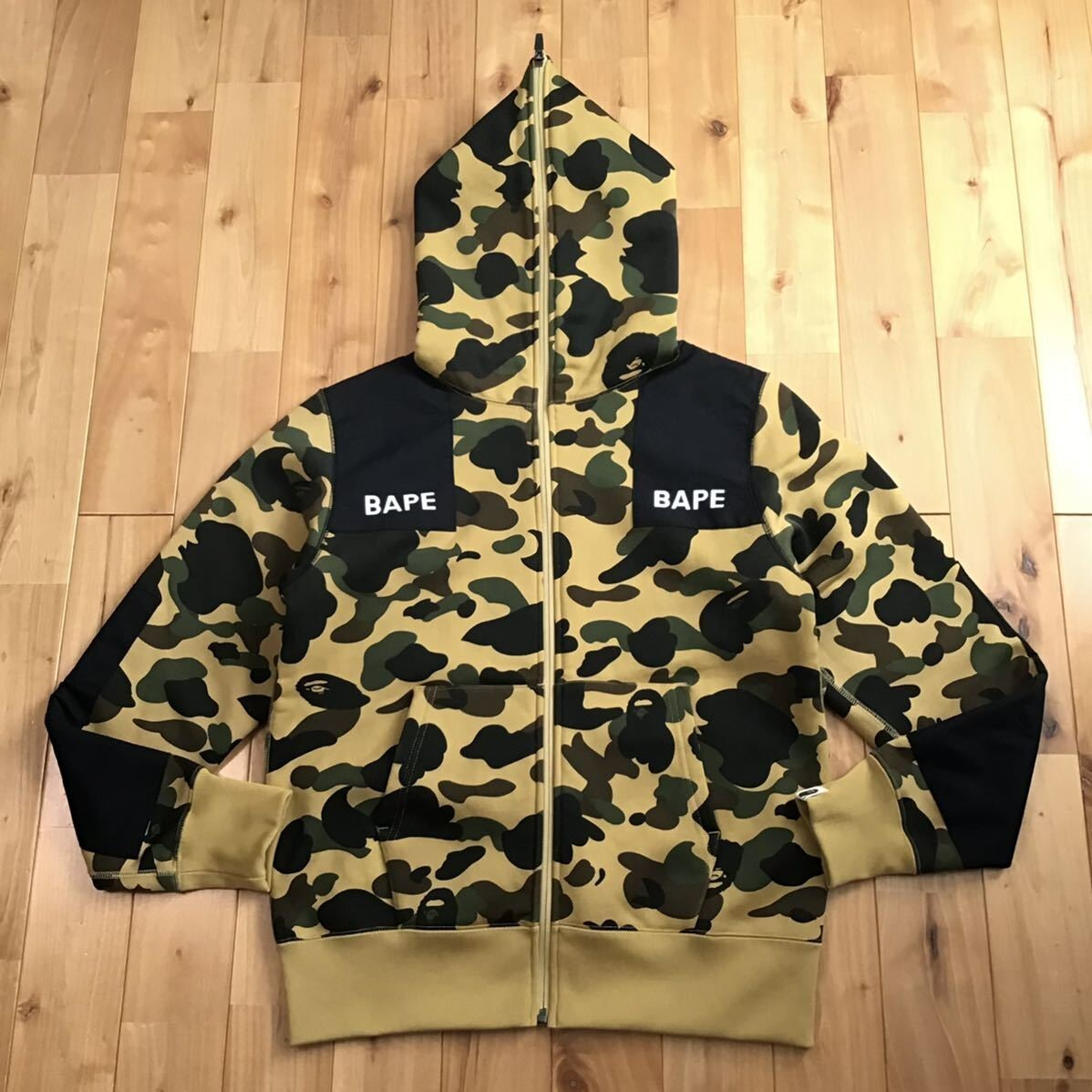 BAPE エイプ 1st カモ イエロー ジャケット BAPE LOGO 1st camo yellow full zip hoodie A Bathing Ape Size