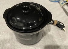 Proctor Silex Crock -pot Mini 1.5 Quart Round Manual Slow Cooker, Black. NHH-863