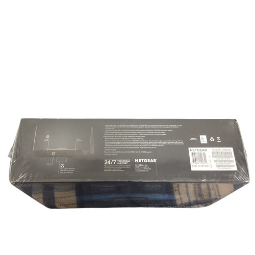 NETGEAR Nighthawk AX3000 4-Stream Dual-Band Wi-Fi 6 Router - RAX35-100NAS - Picture 3 of 6