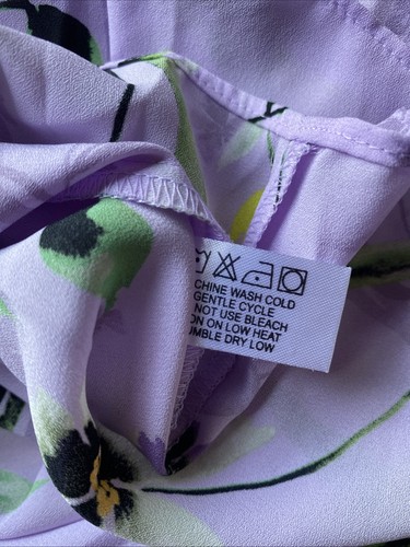 Lavender Floral Cynthia Rowley Blouse Top Medium Size EUC - Picture 6 of 7