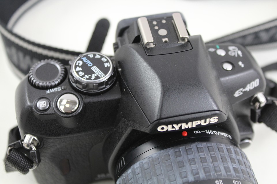 Olympus E400 DSLR Digital Camera Working w/ Olympus Zuiko 17.545mm