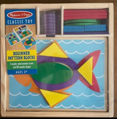 MELISSA & DOUG BEGINNER PATTERN BLOCKS- 5 DOUBLE SIDED SCENES & 30 WOODEN SHAPES