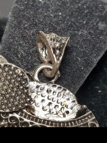 COLGANTE ELEFANTE DE COLECCIÓN Detallado Ornado Tono Plateado RARO Único - Imagen 17 de 24