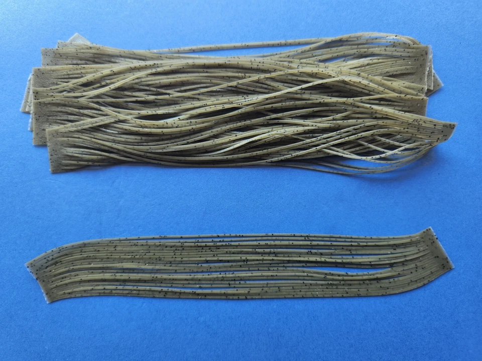 DW LURES 10 silicone Skirt Tabs Dark Watermelon T72 Fish Lure Spinnerbait Jig Buzz Bass