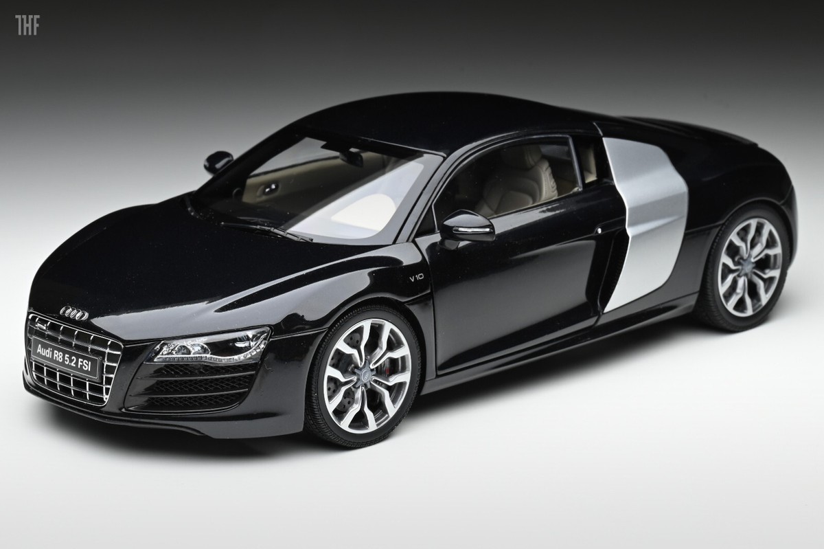京商 Audi R8 おもちゃ