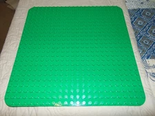 LEGO DUPLO GREEN BASE PLATE - 15" x 15"