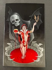 VAMPIRELLA #1 (2019) : CLOVER PRESS EXCLUSIVE VARIANT : GABRIEL RODRIGUEZ