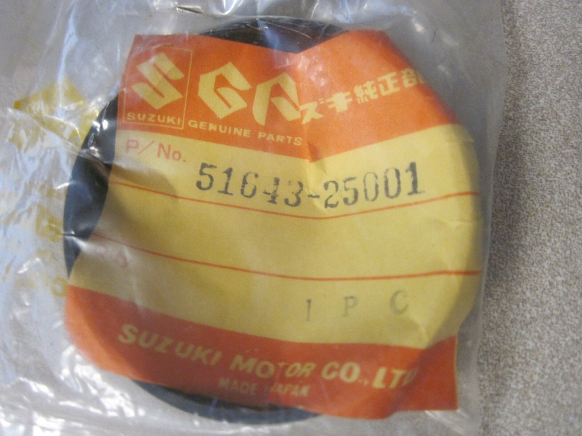 NOS Suzuki Rubber Dust Seal 1970-1980 TS125 TS185 RV125 51643