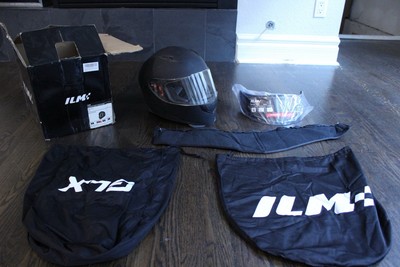 ILM Full Face Motorcycle Helmet DOT 313 Matte Black Size Medium w/Cloth Bag