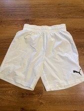 Trainingshose PUMA weiß Gr. 128 kurze Hose A...