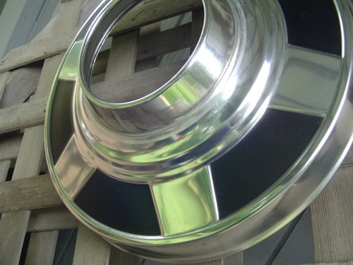 ONE GMC CHEVY PICKUP TRUCK 3/4 DANA DOG DISH 1 HUBCAP WHEEL COVER CENTER CAP - Picture 4 of 9