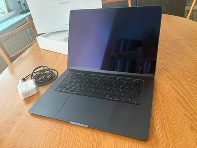 Apple MacBook Air 15,3'' M2 10-core GPU 8 GB RAM 256 GB SSD Mitternacht