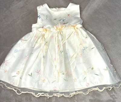 Cinderella Baby Girl Dress 12mos Embroidered Floral Sleeveless Pastels Easter