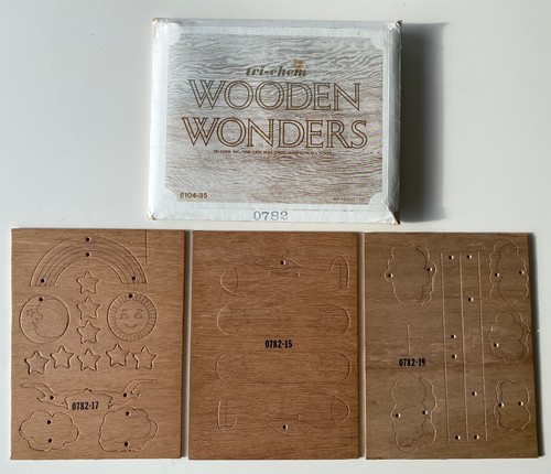 Tri-Chem WOODEN WONDERS  #0782 : Vintage Sky Mobile : Ready To Paint