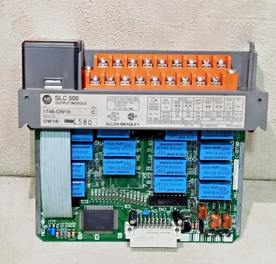 Allen bradley 1746-ow16 SER:C SLC 500 MÓDULO DE SALIDA - NUEVO ENVÍO RÁPIDO P... - Imagen 3 de 4