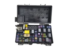2015-2018 GRAND CARAVAN TOWN AND COUNTRY MULTIFUNCTION FUSE BOX 68239606AA