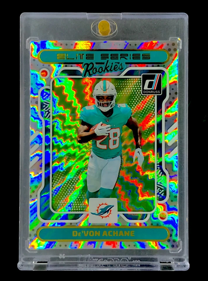 DE'VON ACHANE ROOKIE REFRACTOR SP Insertar Holo Tarjeta RC No Automática - DOLPHINS Foto 3 de 4