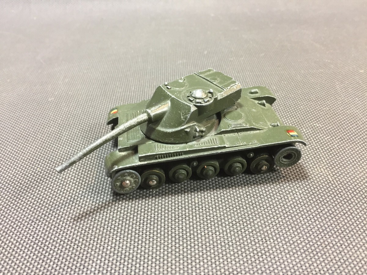 Dinky Toys 1:43 - 1 - Véhicule militaire miniature - ref. - Catawiki