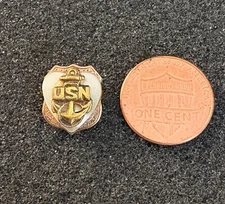 US Navy USN Anchor Mother of Pearl Sweetheart Wire Pin Back Lapel Pin