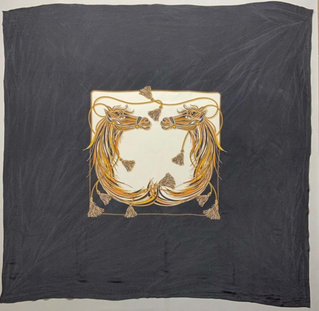 Beautiful Vintage Shawl 