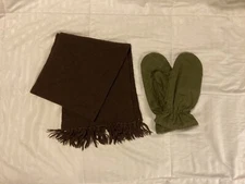 Soviet Era Romanian Army Scarf and Gloves Mittens 