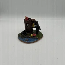 LYNN BAILEY FOLK ART POTTERY FIGURAL SCENE WITH BEARS, BIRDS, AND OPOSSUM