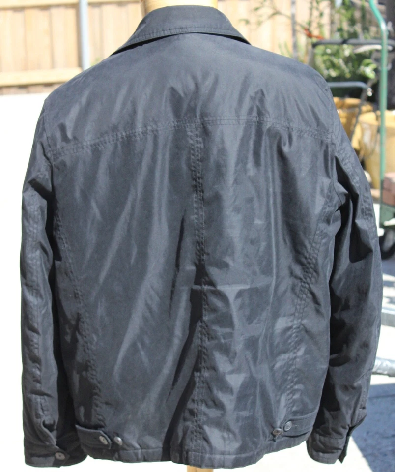 Chaqueta acolchada Dockers para hombre negra con cremallera frontal forro acolchado de poliéster RN 54163 talla L Foto 3 de 4