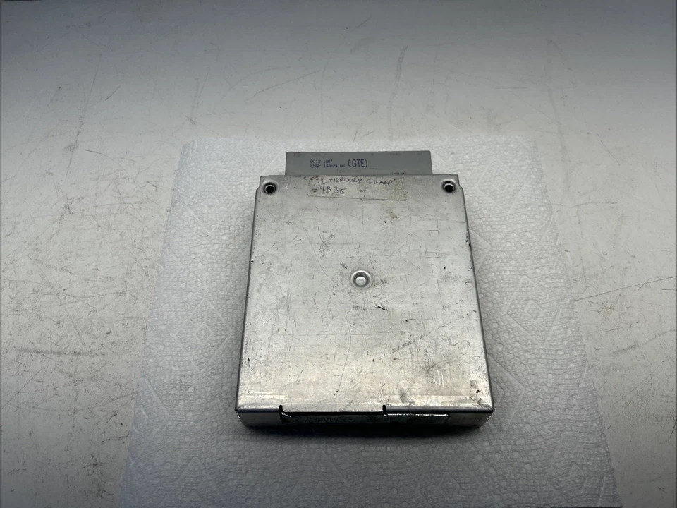 OEM MOTOR CONTROL INFORMÁTICO MÓDULO ECU ECM PARA FORD ESCORT 1991 F1CF-12A650-MA Foto 2 de 4