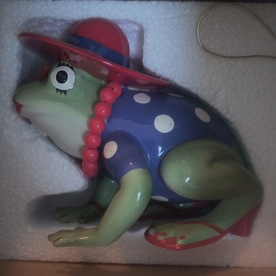 Westland Giftware Fancyful Frogs ''Red Hat Hoppy'' Ceramic Frog Figurine