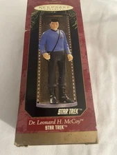 Vintage 1997 Keepsake Hallmark Ornament Star Trek Dr. Leonard H McCoy NIB A7