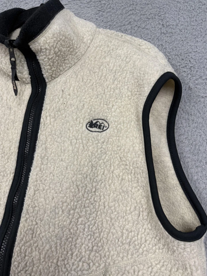 Vintage REI Vest Mens Medium Cream Polartec Sherpa Fleece Full Zip Pockets 90s - Image 2 of 4