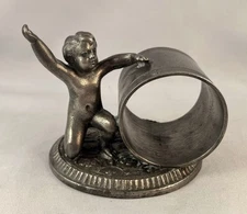 Antique Middletown Plate Co. Silver Plate Figural Napkin Ring Nude Baby Kneeling
