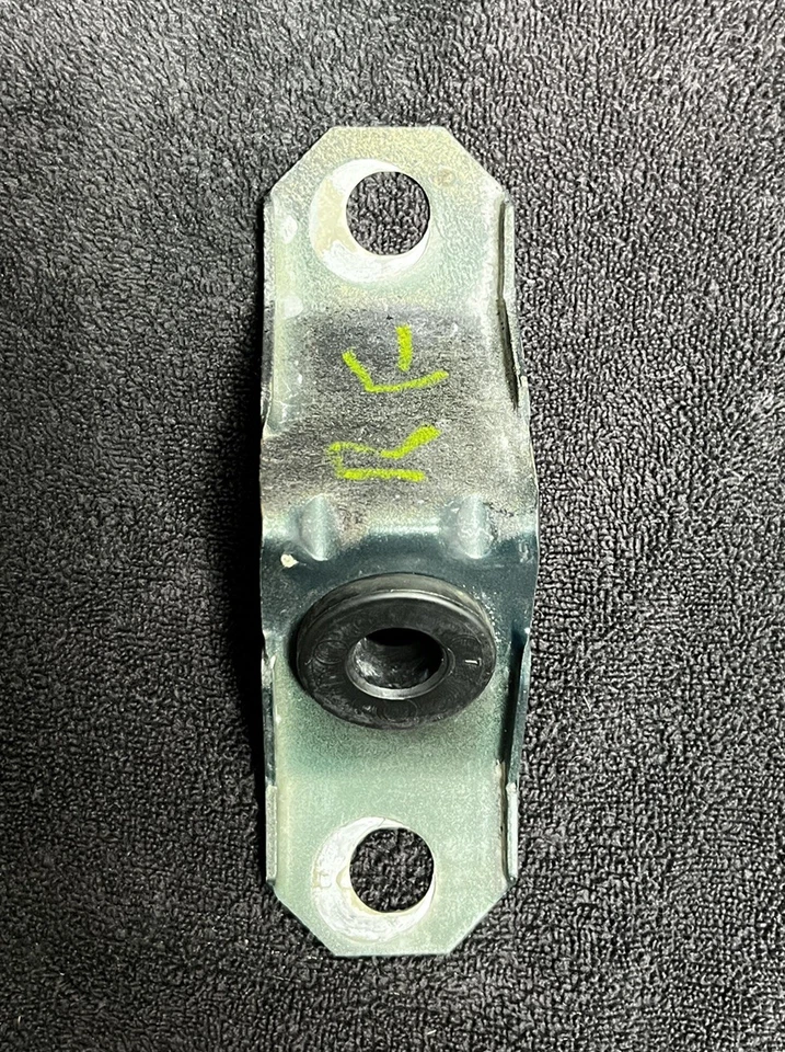 1999 - 2005 PORSCHE 911 996 CARRERA SOPORTE MONTAJE RADIADOR LADO IZQUIERDO - DERECHO Foto 2 de 4