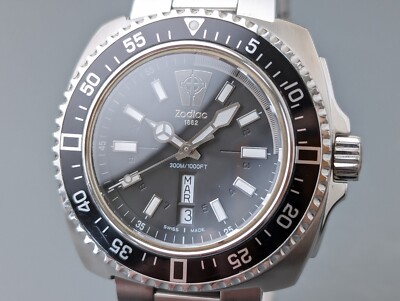 ZODIAC V-Wolf Day Date Quartz Black Dial 300M Divers Men's Watch